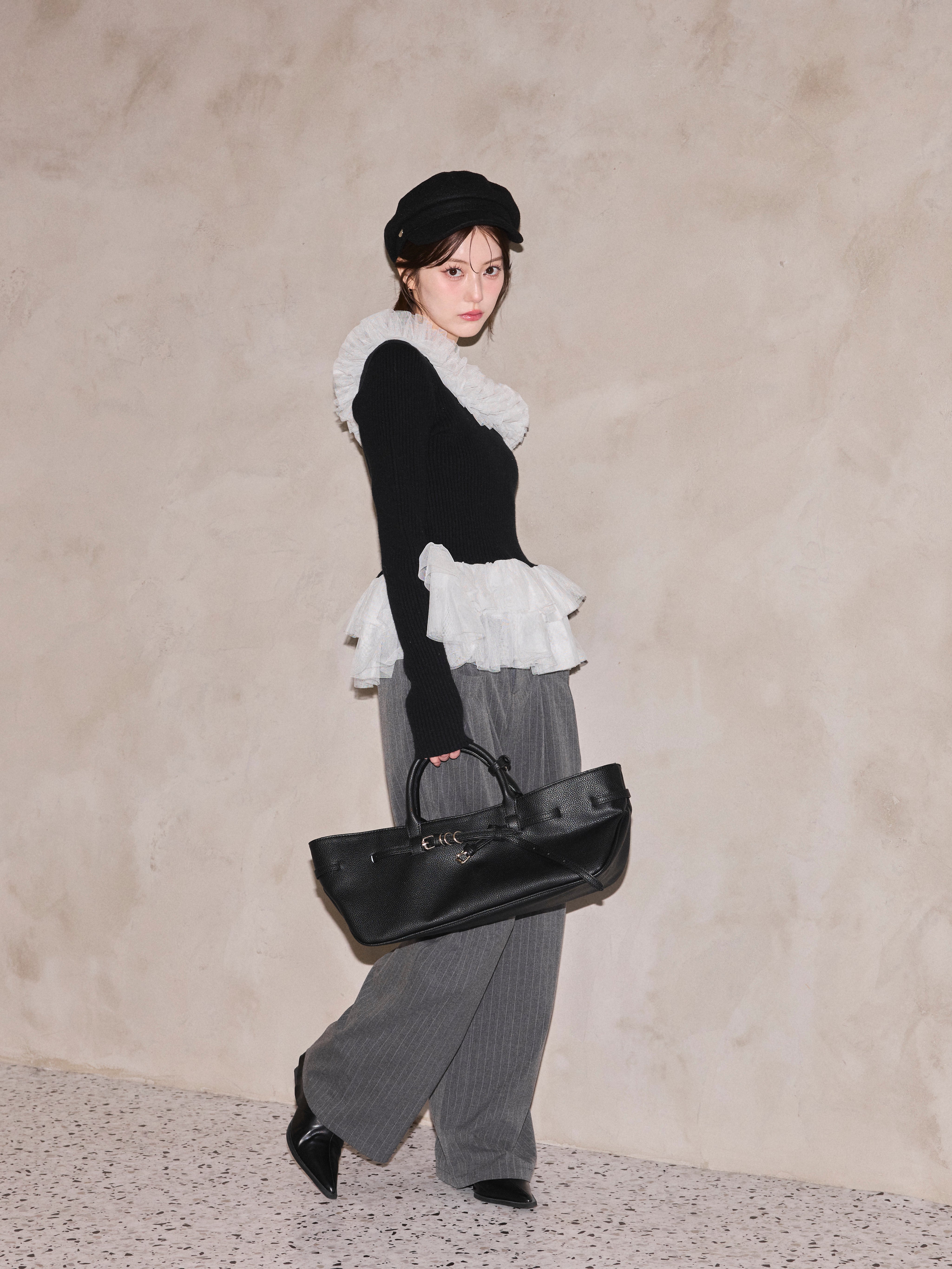 Asymmetry Tulle Knit Top　