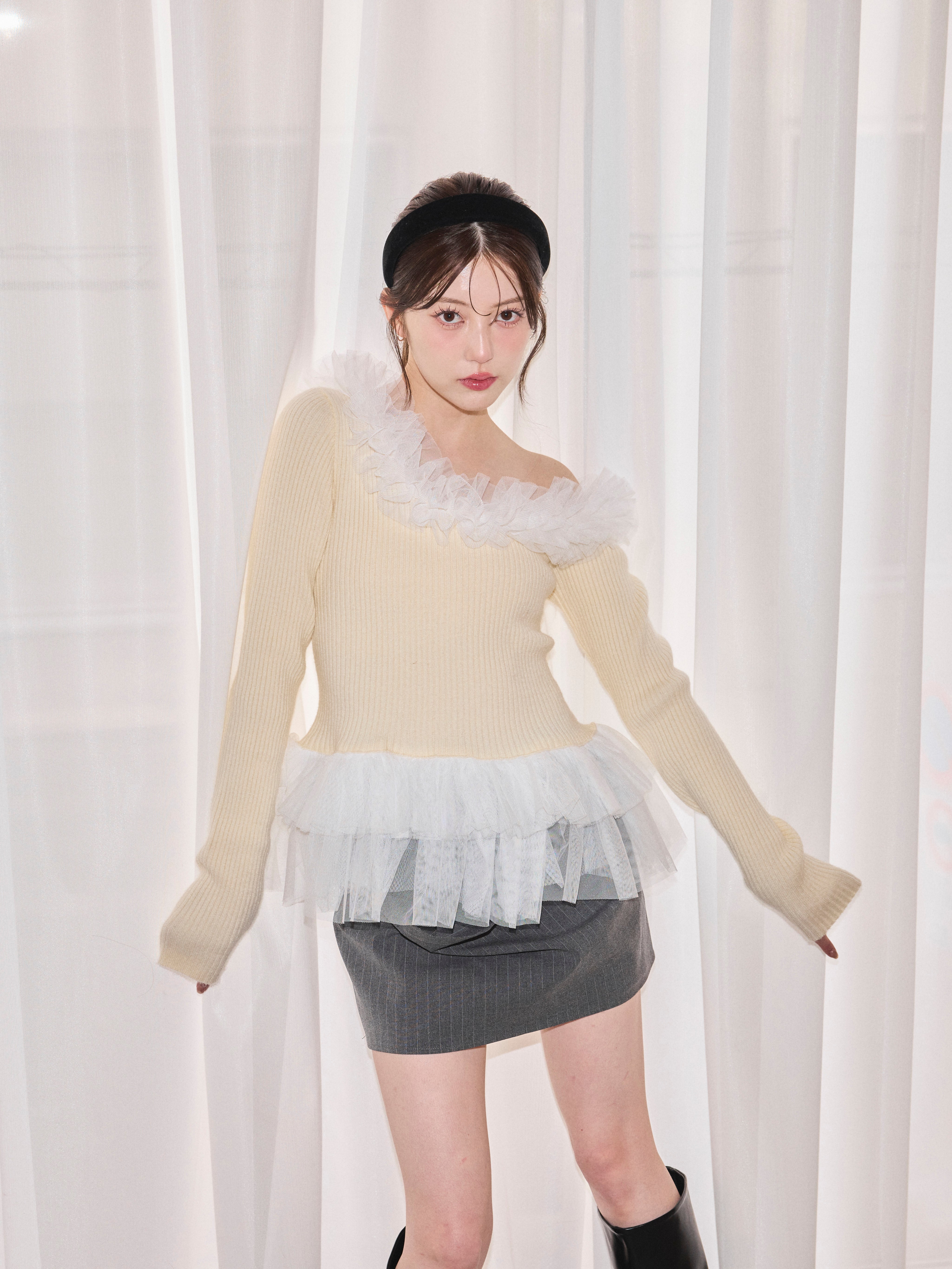 Asymmetry Tulle Knit Top　