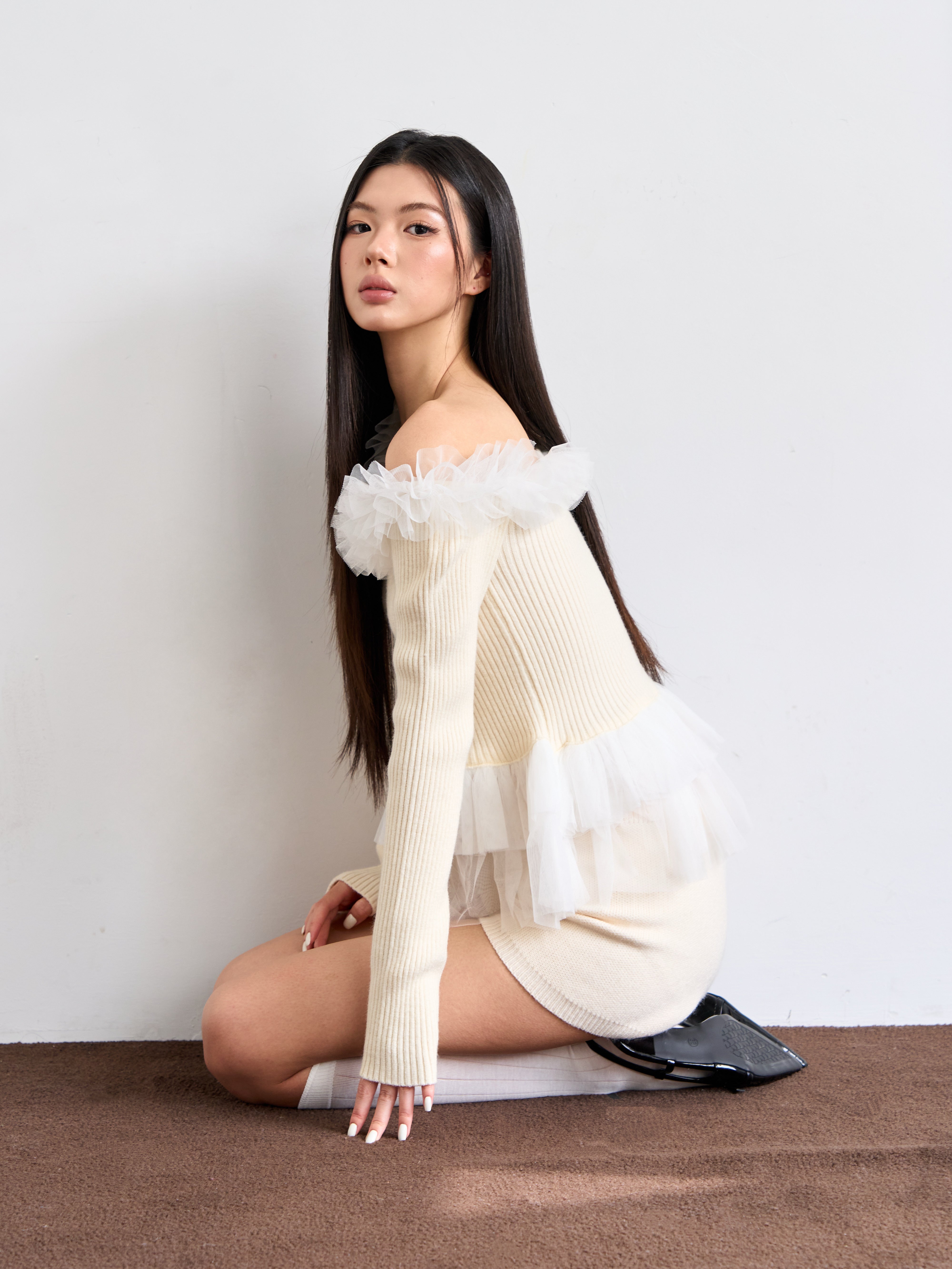 Asymmetry Tulle Knit Top　