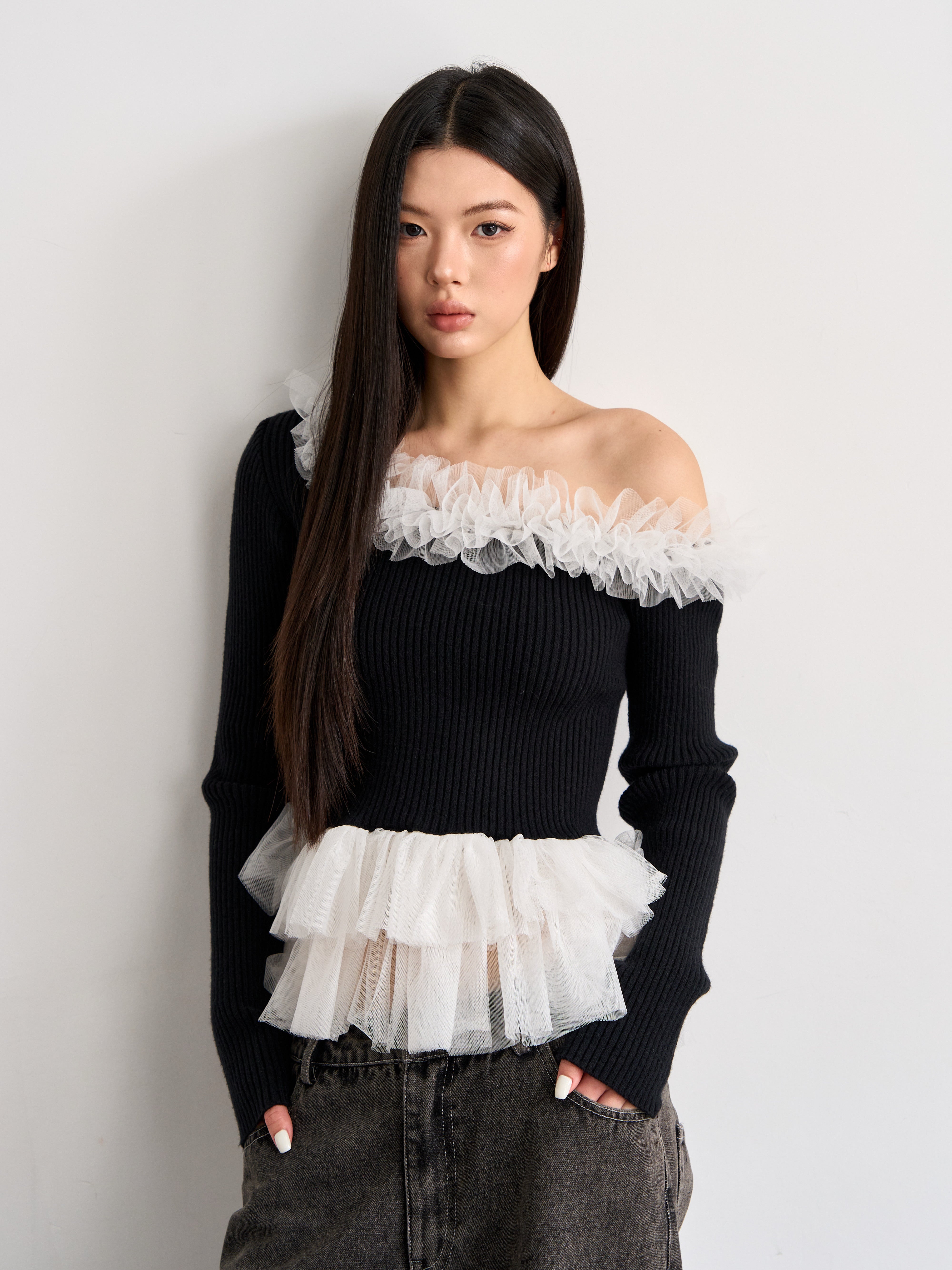 Asymmetry Tulle Knit Top　